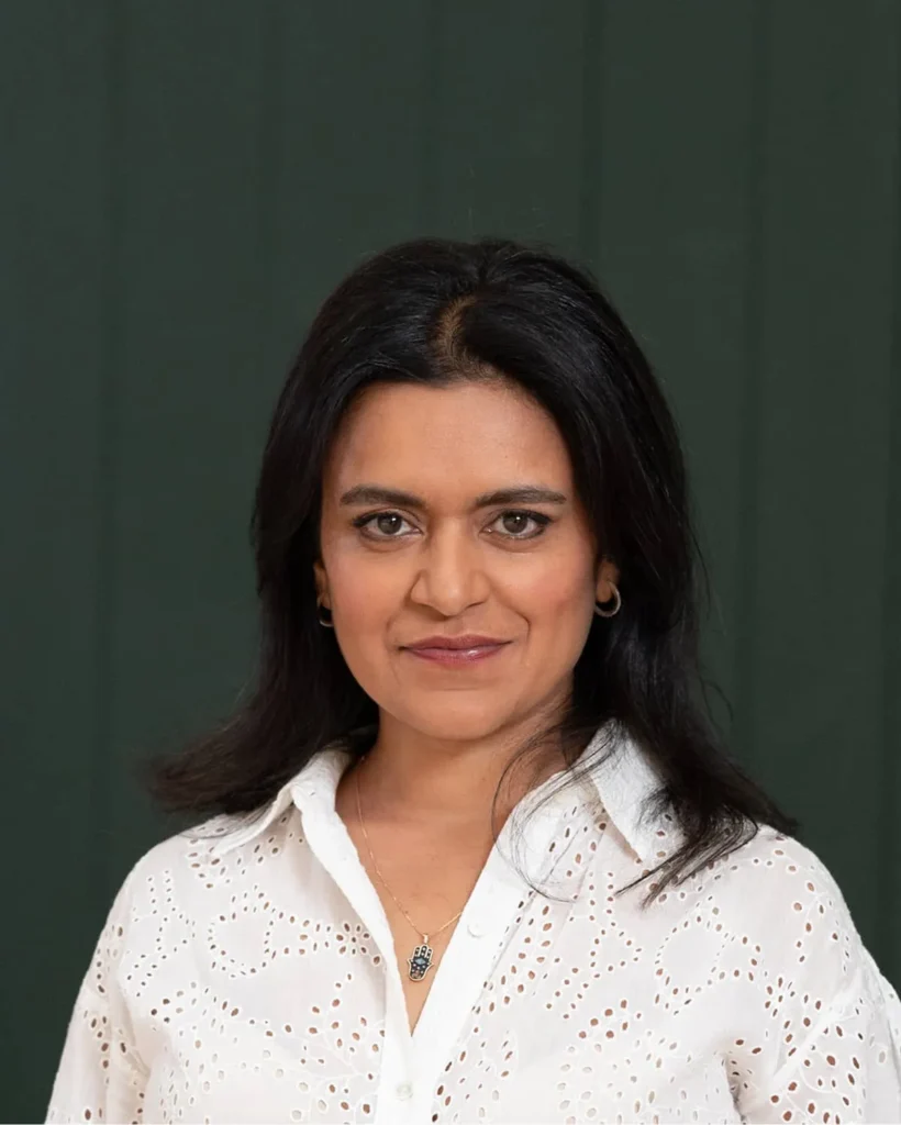 Dr. Tara Swart